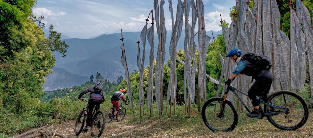 Tangsibje village to Chumey valley